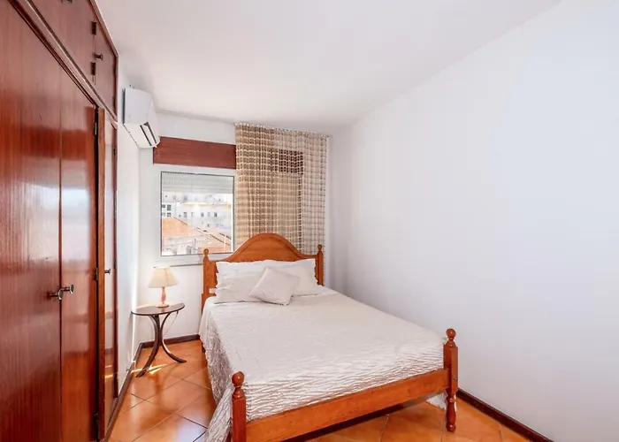 Guestrooms By Hoa ホステル *